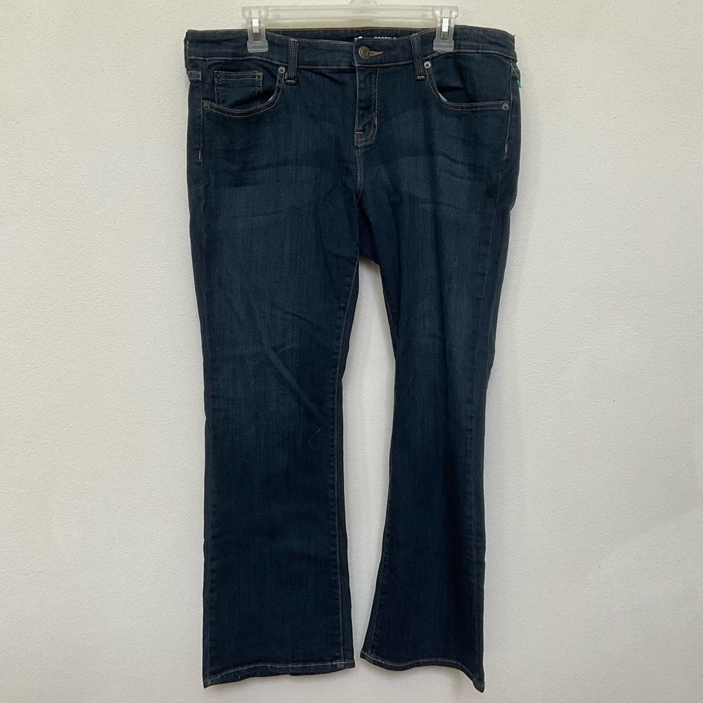 Gap Dark Wash Boot Cut Basic Jeans Size 14 Fall Winter Transition Classic